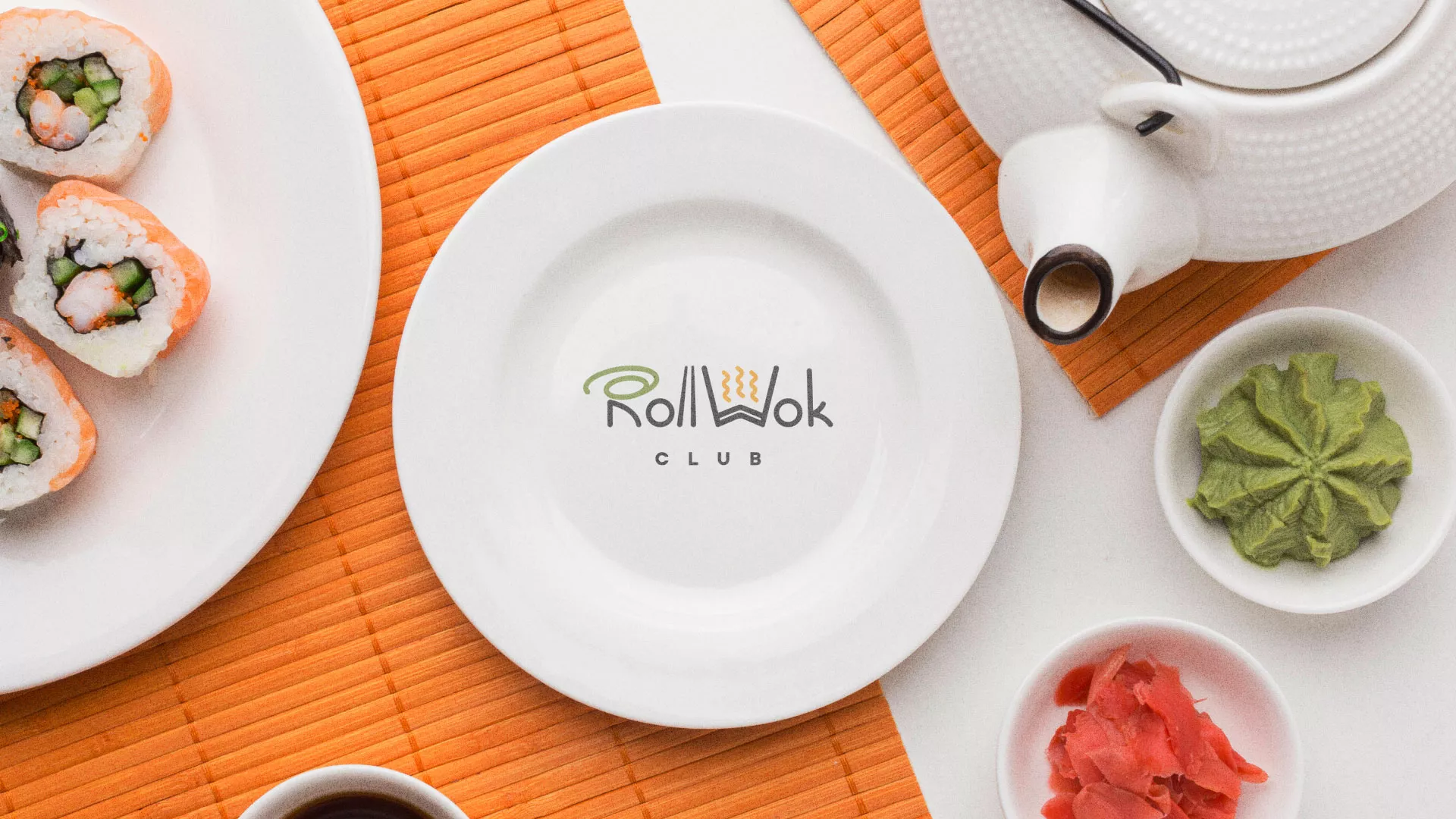 Разработка логотипа и фирменного стиля в Нижней Туре для суши-бара «Roll Wok Club»
